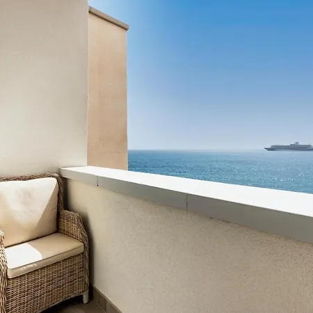 Beachfront Dream *